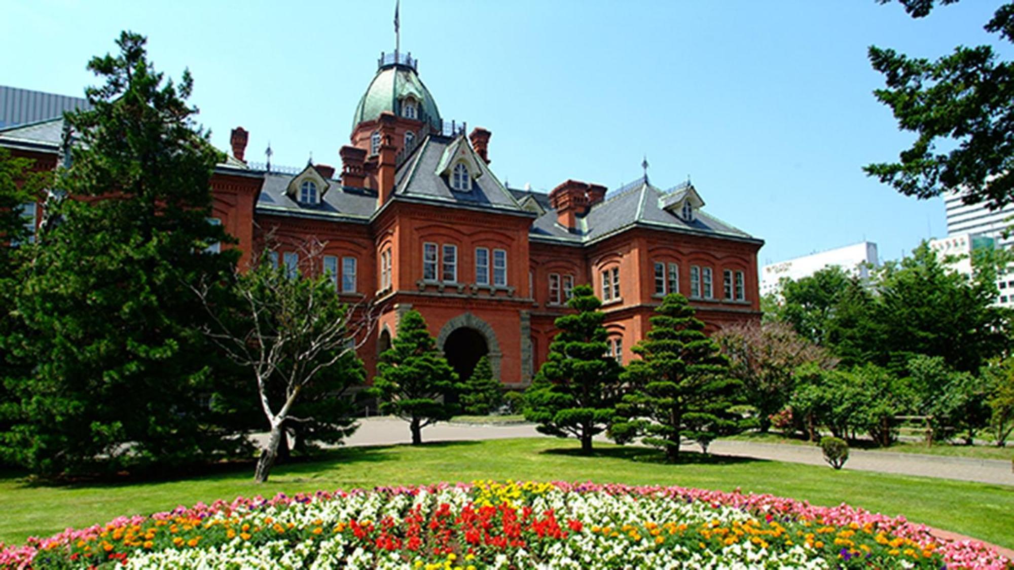 Toyoko Inn Hokkaido Sapporo-Eki Nishi-Guchi Hokudai Mae Zewnętrze zdjęcie