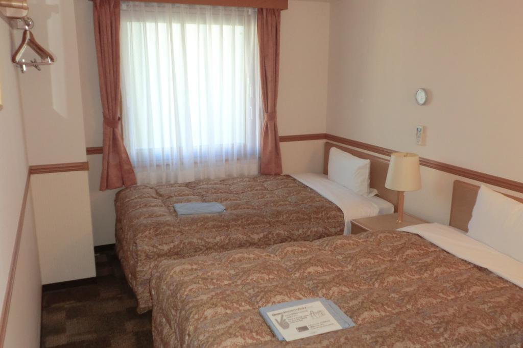 Toyoko Inn Hokkaido Sapporo-Eki Nishi-Guchi Hokudai Mae Zewnętrze zdjęcie