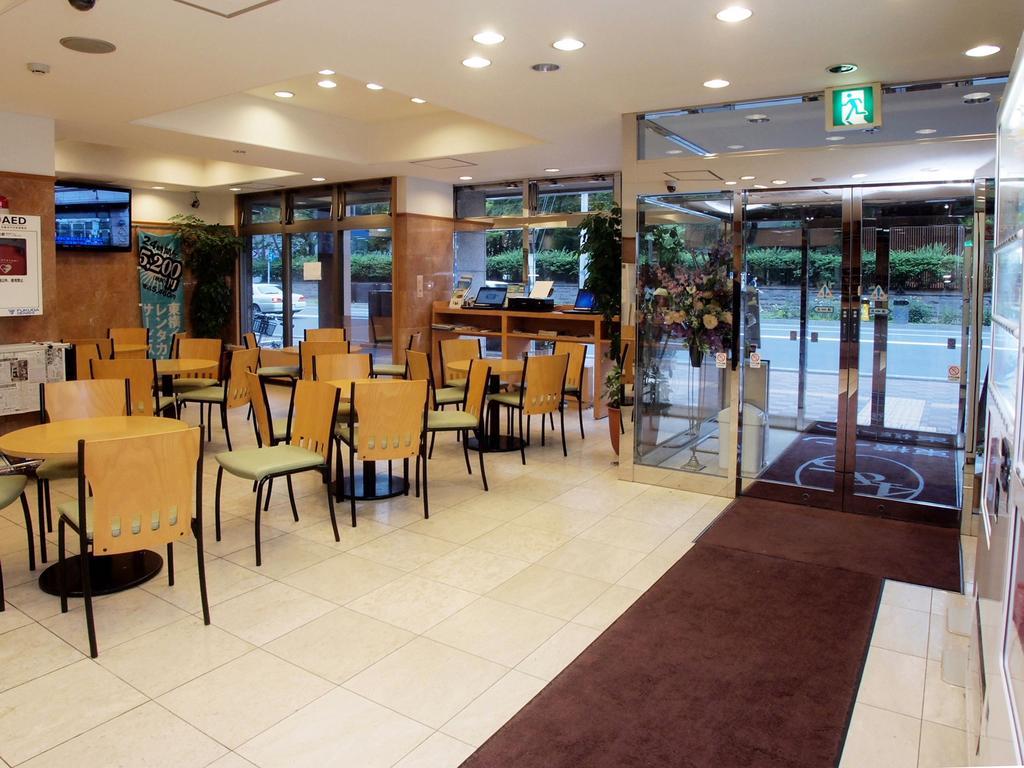 Toyoko Inn Hokkaido Sapporo-Eki Nishi-Guchi Hokudai Mae Zewnętrze zdjęcie